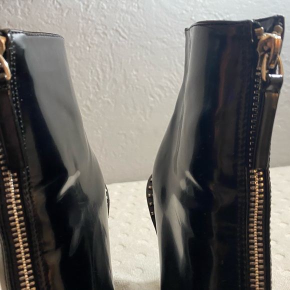 W Black Patent Heeled Boot with Silver Buttons along Sole - Picture 4 of 16